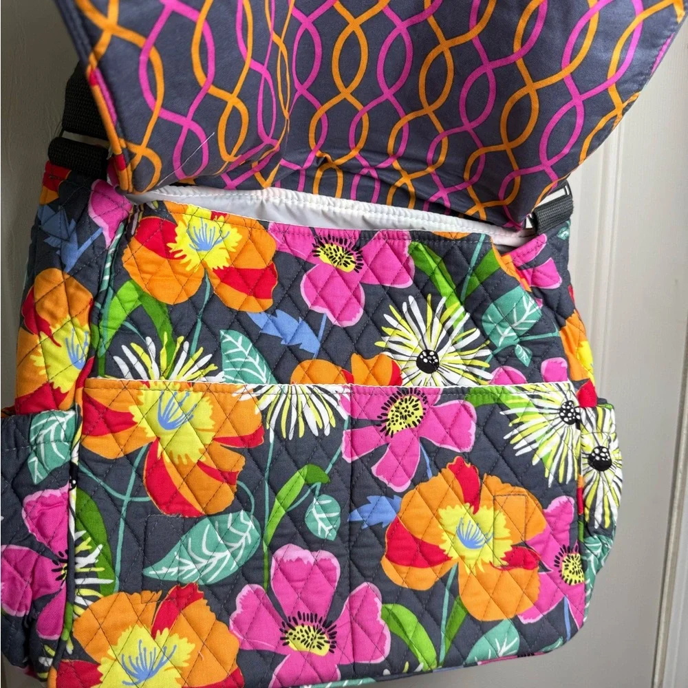 NWT Vera Bradley Jazzy Blooms Diaper Bag With Changing Pad Floral Diaper Bag New